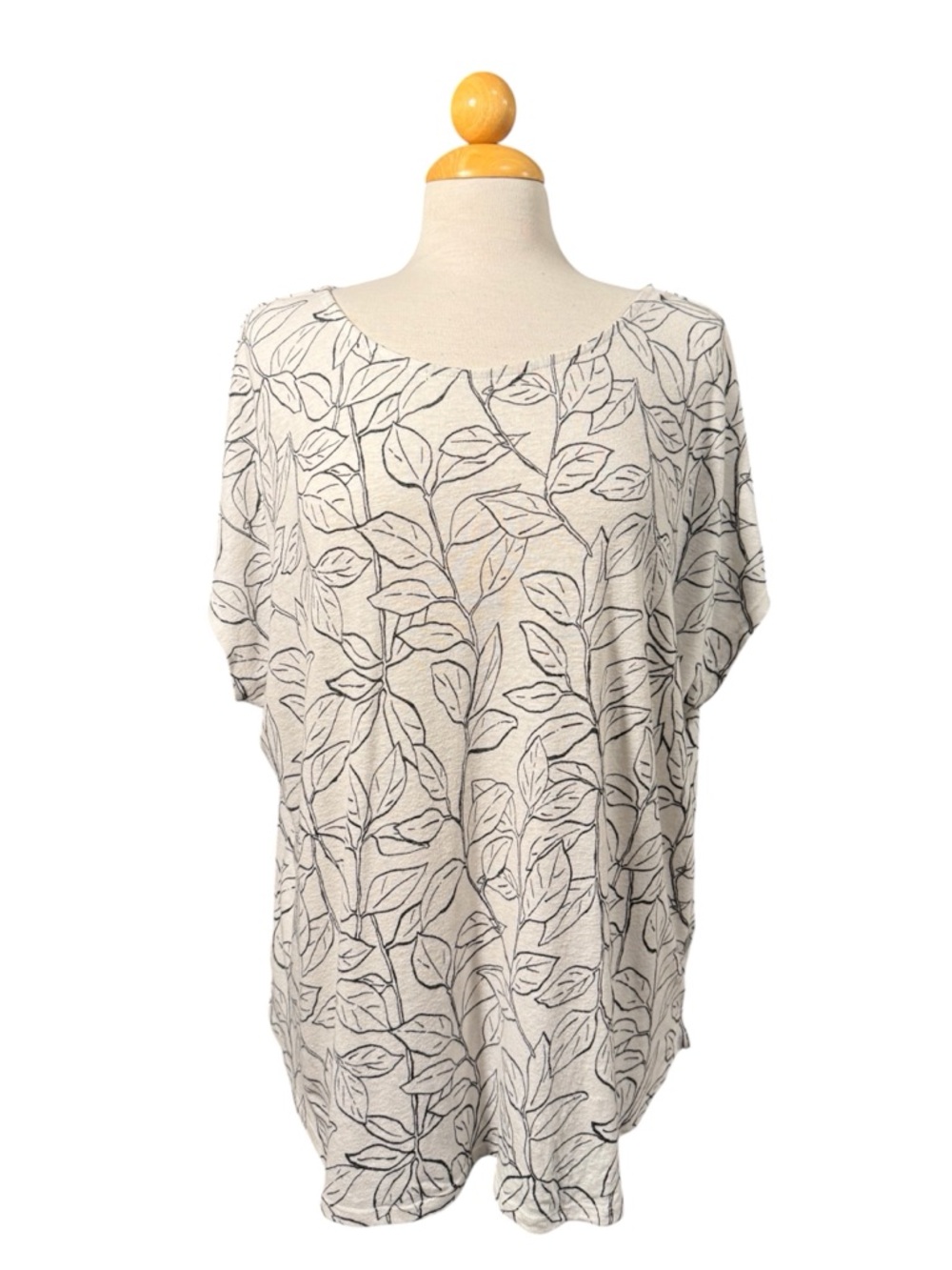 Orvis Leaf-Print Dolman Tunic - Cream & Black
